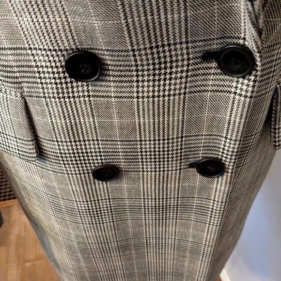 Zara Basic Coat size small - Picture 7 of 10